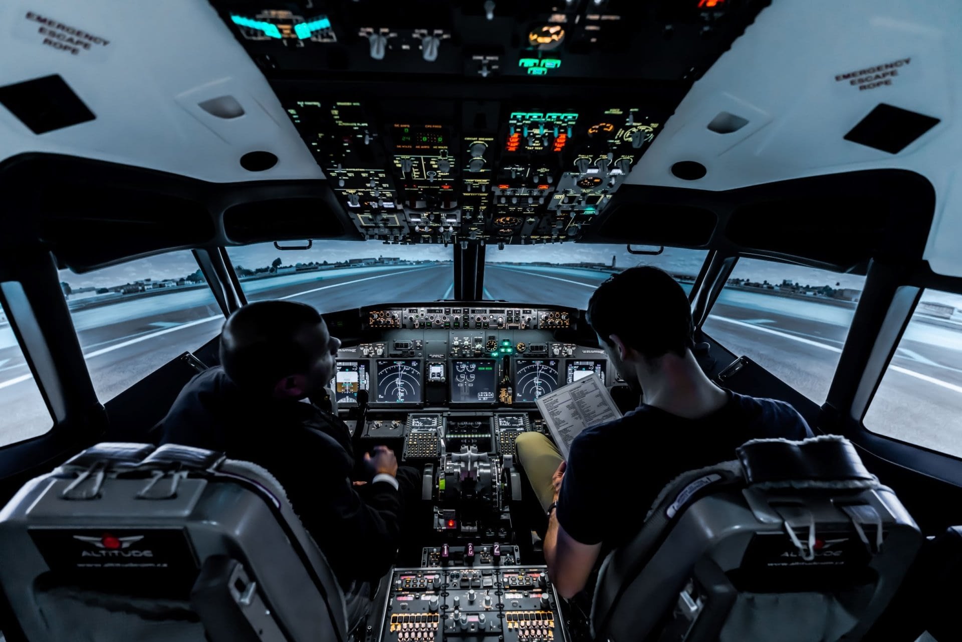 Boeing 737 Flight Simulator Experience Calgary Epic Experiences 5435